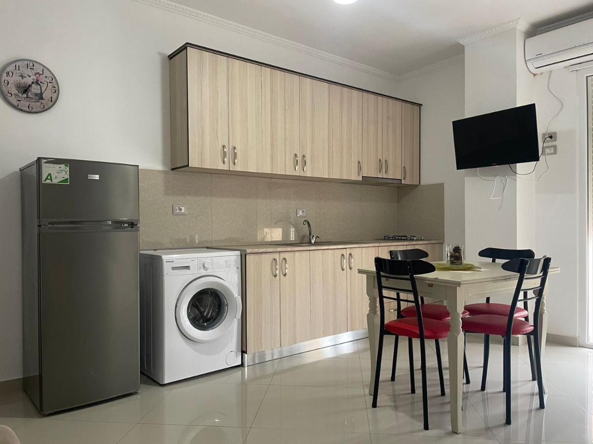 Kraal Apartments Vlore Exterior photo